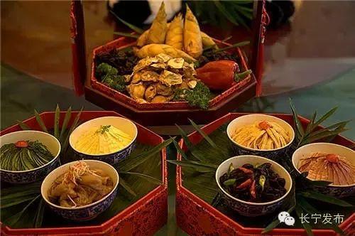 网友爆料美食视频,这些美食视频让人垂涎欲滴，快来一探究竟！
