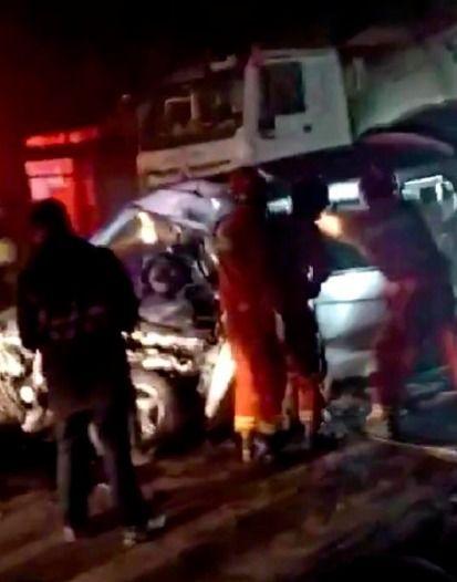 西安爆料车祸事件最新,悲剧瞬间，生命无常，紧急救援展开