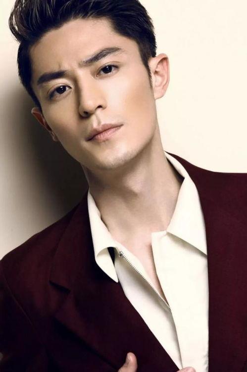 明星有喉结,揭秘明星们的独特风采