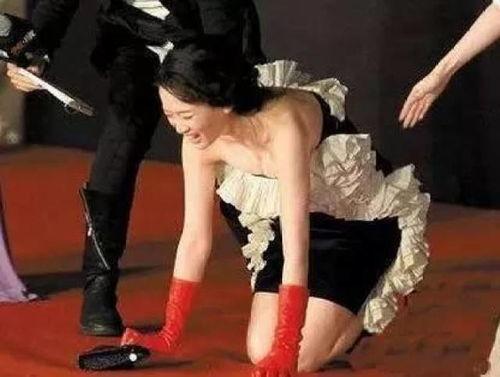 女明星摔倒集锦,女明星摔倒瞬间集锦回顾