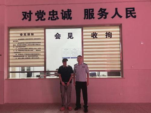 男子偷车回到现场吃瓜,上演现实版“螳螂捕蝉，黄雀在后”