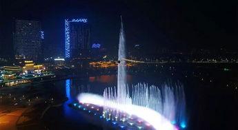 新昌梅渚网红喷泉图片,光影交织，梦幻水舞盛宴